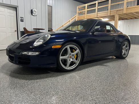 Used 2007 Porsche 911 Carrera 4S image 8