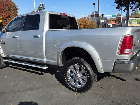 Used 2015 RAM 2500 Laramie image 13
