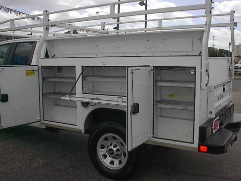 Used 2022 Chevrolet Silverado 2500 W/T RWD image 9