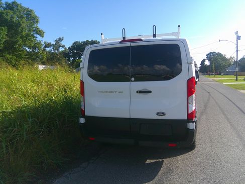 Used 2019 Ford Transit 150 XL image 8