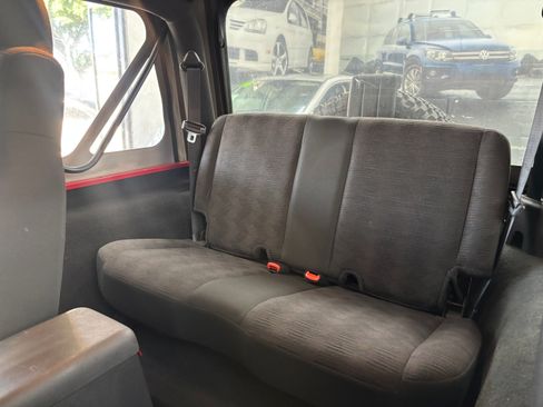 Used 2005 Jeep Wrangler SE image 17