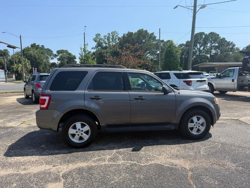 Used 2009 Ford Escape 2WD XLT image 5