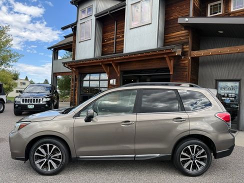 Used 2017 Subaru Forester 2.0XT Touring AWD/4WD image 2