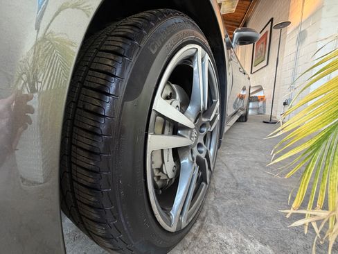 Used 2014 Porsche Panamera 4S image 40