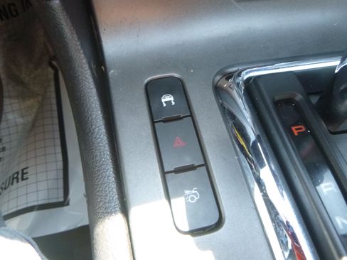 Used 2010 Ford Mustang Premium image 22