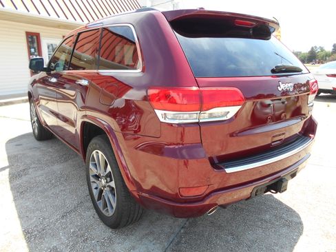 Used 2018 Jeep Grand Cherokee Overland image 6