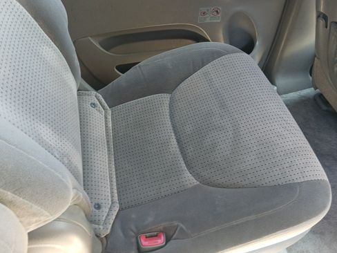 Used 2009 Toyota Sienna LE image 29