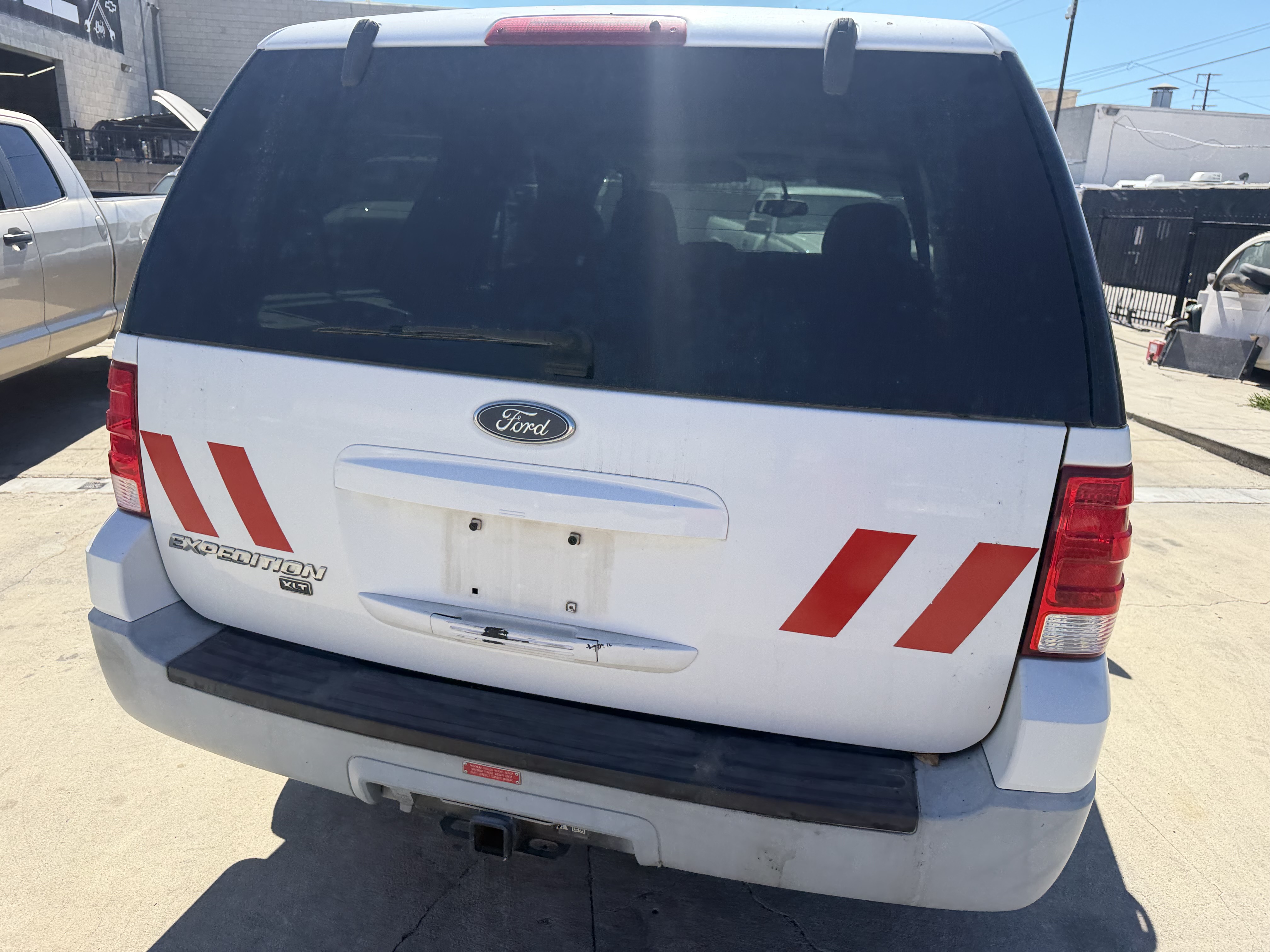 Used 2003 Ford Expedition 4WD XLT image 4