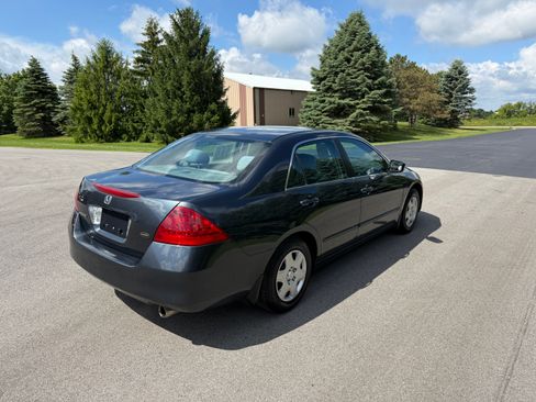 Used 2006 Honda Accord LX Sedan image 3
