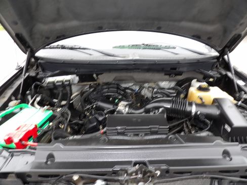 Used 2012 Ford F150 XLT image 18