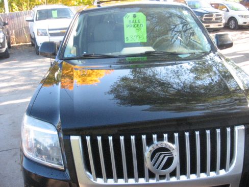Used 2009 Mercury Mariner Premier image 2