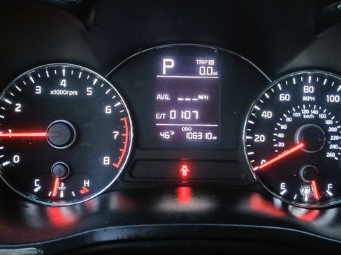 Used 2017 Kia Forte LX image 17