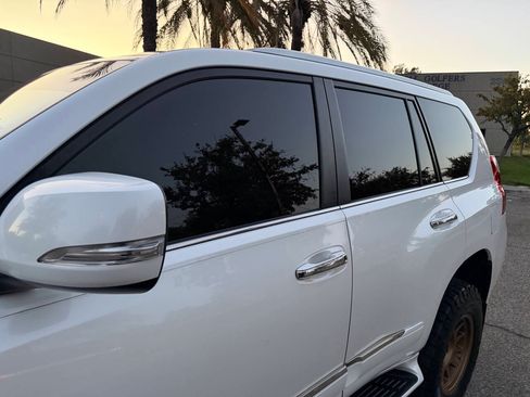 Used 2012 Lexus GX 460 Premium w/ Accessory Package AWD/4WD image 53