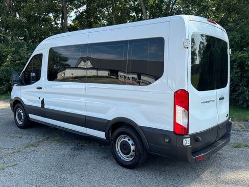 Used 2016 Ford Transit 350 148 Medium Roof Wagon RWD image 3