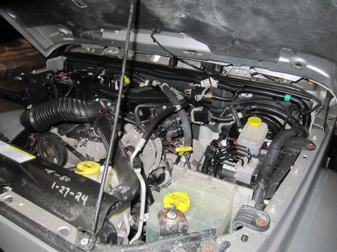 Used 2008 Jeep Wrangler Sahara image 23