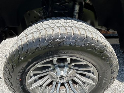 Used 2023 Ford F350 AWD/4WD image 18