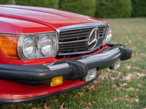 Used 1987 Mercedes-Benz 560 SL image 30