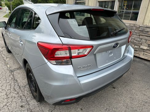 Used 2017 Subaru Impreza 2.0i Hatchback AWD/4WD image 8