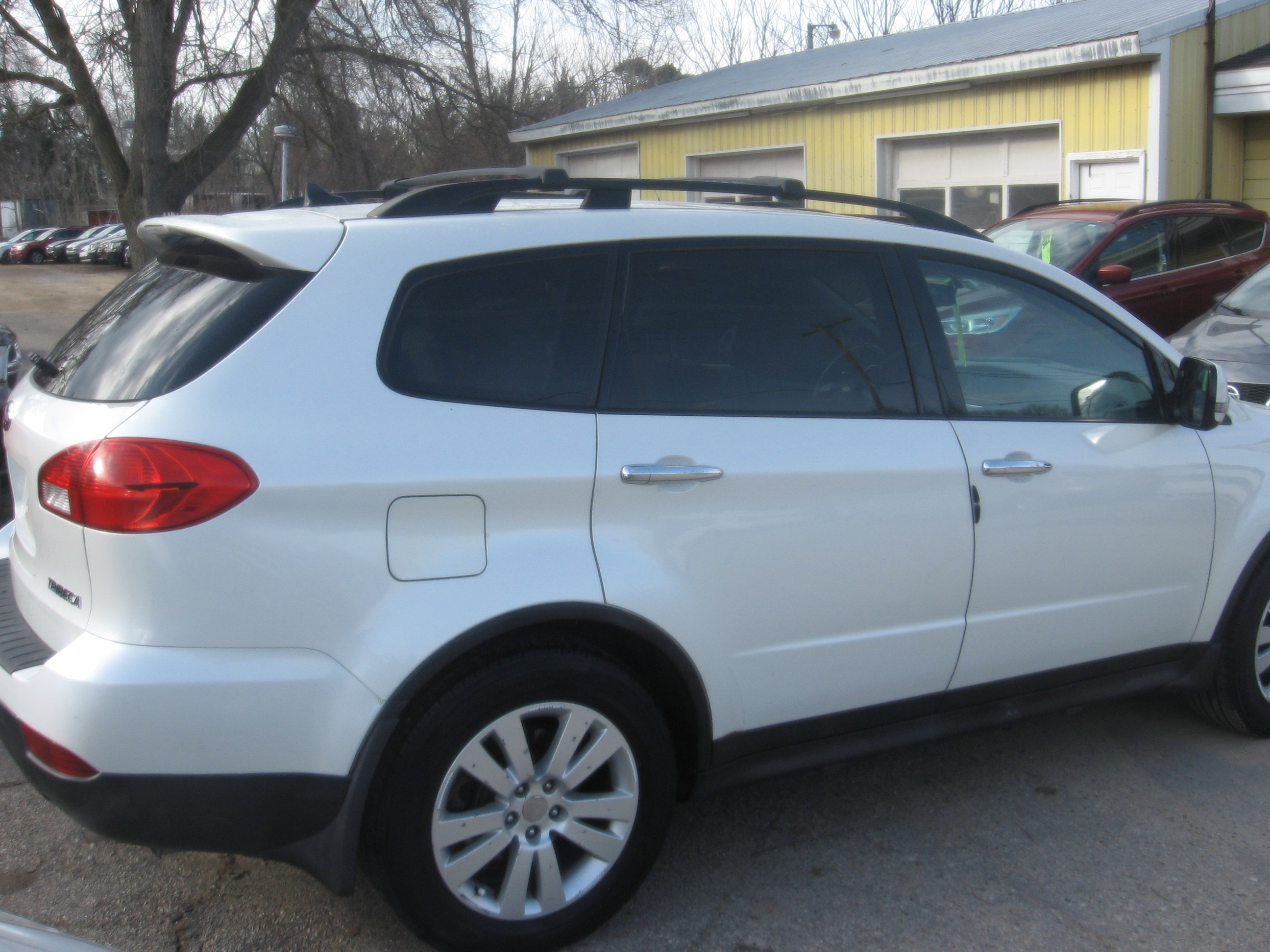 Used 2013 Subaru Tribeca Limited AWD/4WD image 4
