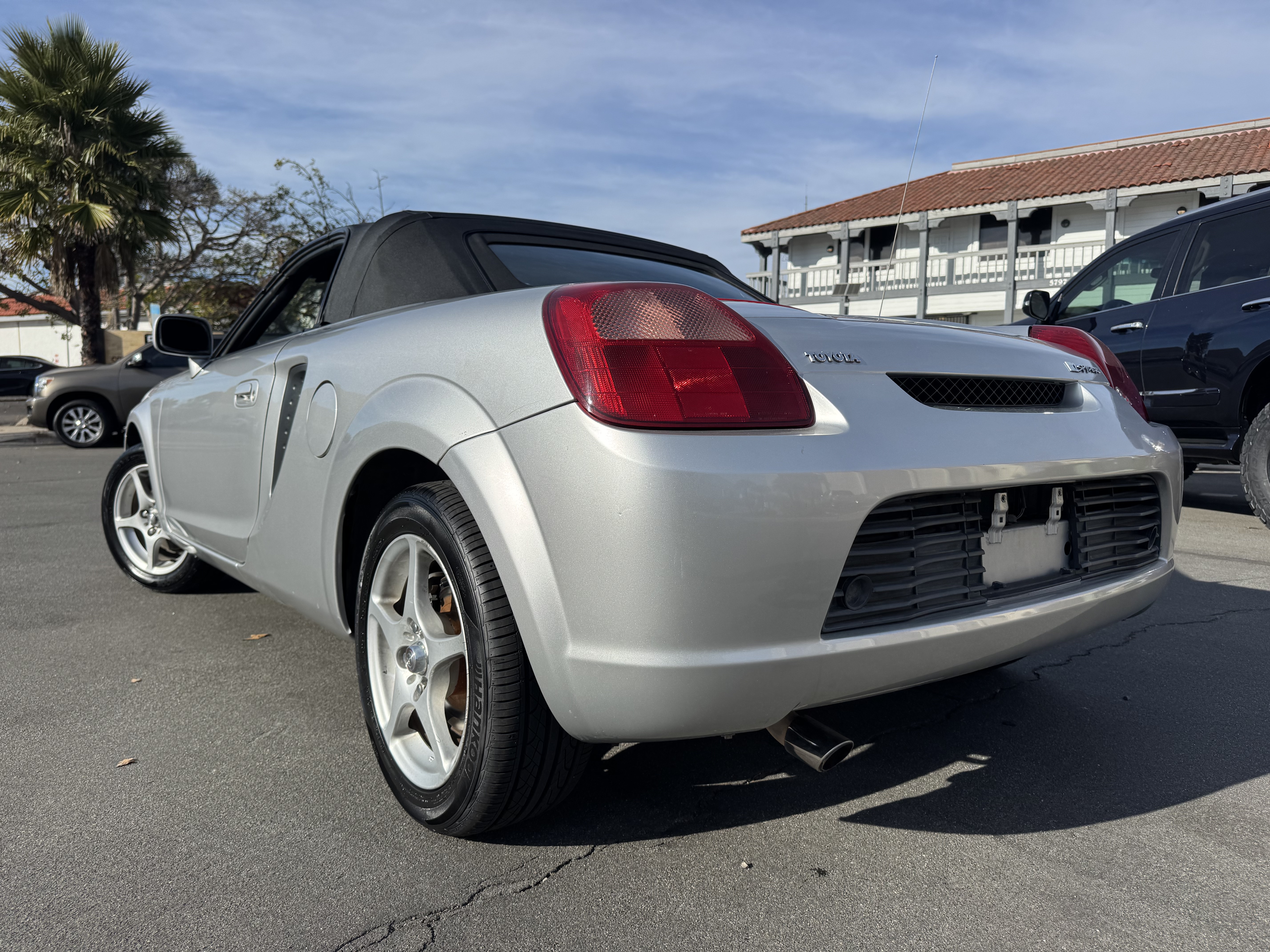 Used 2002 Toyota MR2 Spyder RWD image 22