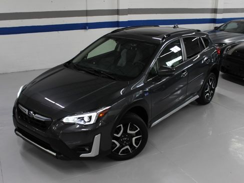 Used 2023 Subaru Crosstrek Hybrid AWD/4WD image 4