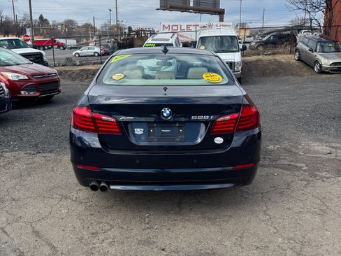 Used 2013 BMW 528i xDrive image 5