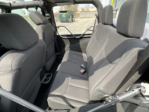 Used 2016 Jeep Wrangler Sport image 13