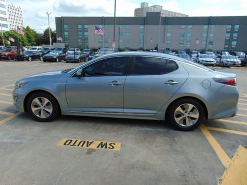 Used 2015 Kia Optima LX image 5