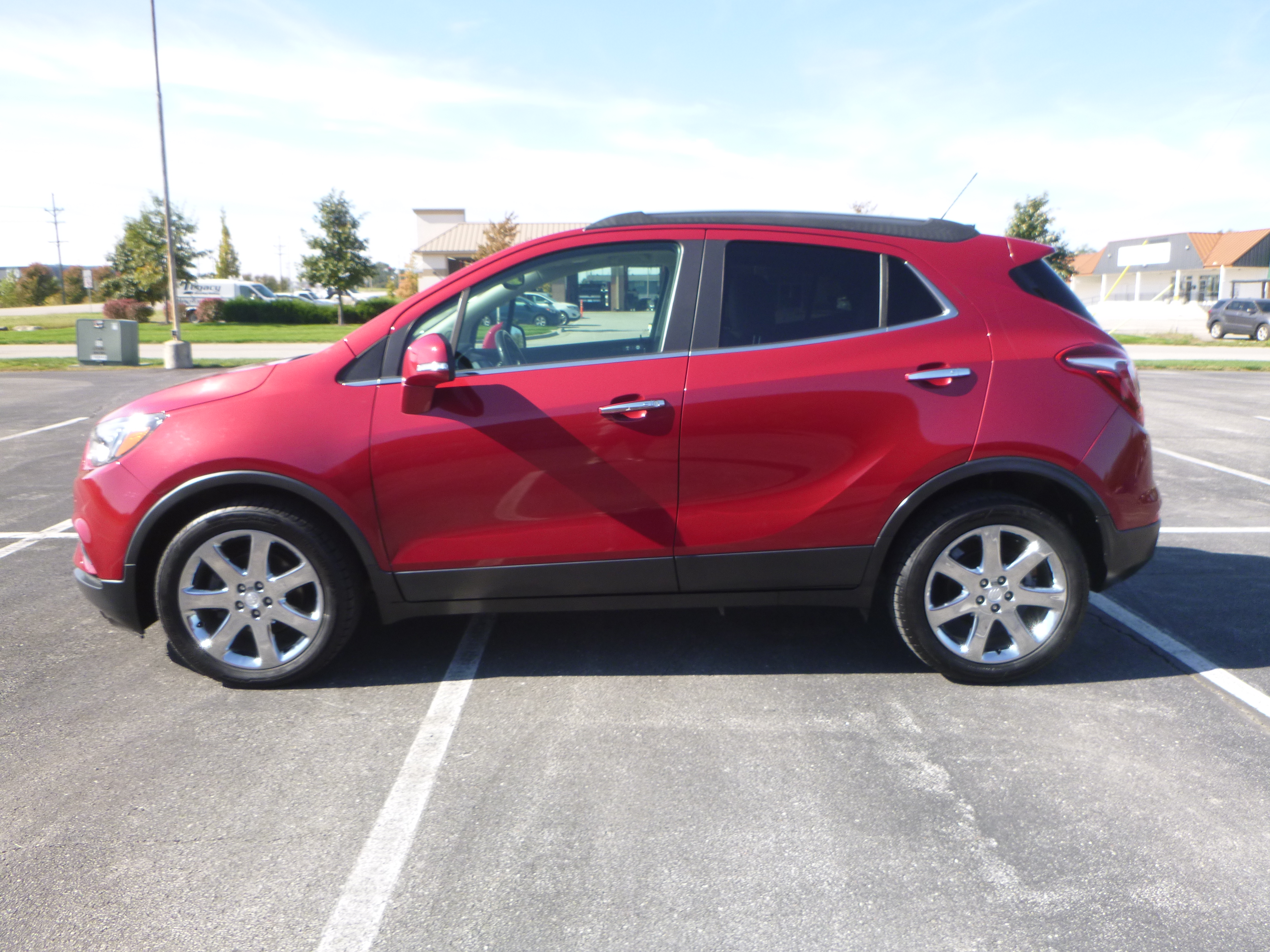 Used 2019 Buick Encore FWD Essence image 1