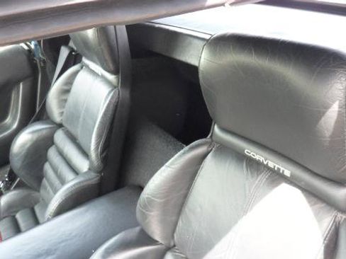 Used 1991 Chevrolet Corvette Convertible image 22