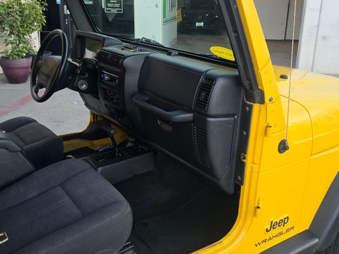 Used 2004 Jeep Wrangler Sport image 20