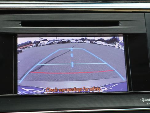 Used 2013 Toyota Avalon XLE Touring FWD image 27