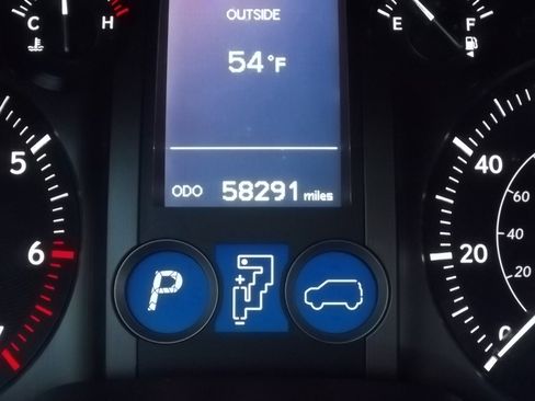 Used 2017 Lexus GX 460 Premium image 31