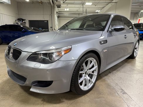 Used 2007 BMW M5 RWD image 11