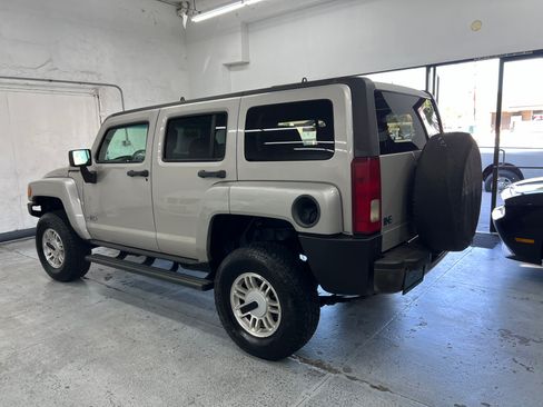 Used 2006 HUMMER H3 image 5
