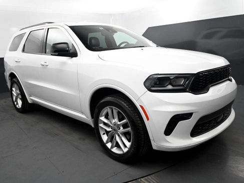 Used 2023 Dodge Durango GT image 7