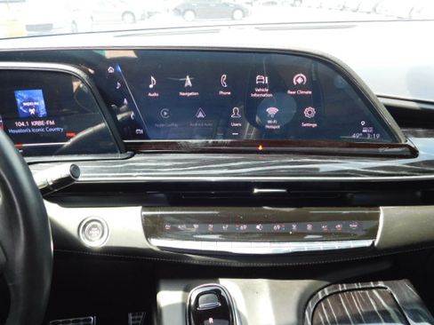 Used 2023 Cadillac Escalade V image 18