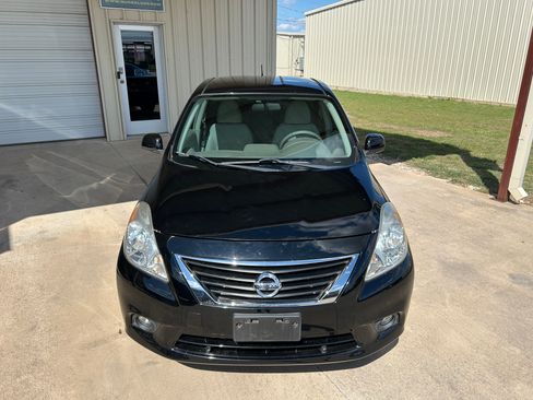 Used 2012 Nissan Versa image 9