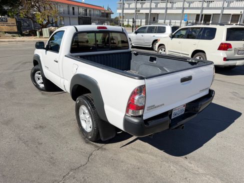 Used 2009 Toyota Tacoma PreRunner image 8