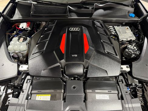 Used 2023 Audi SQ8 Prestige AWD/4WD image 38