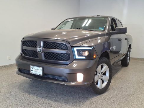 Used 2015 RAM 1500 Express AWD/4WD image 1
