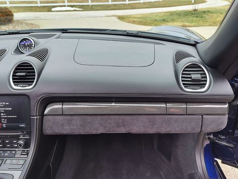 Used 2020 Porsche 718 Boxster Spyder image 60