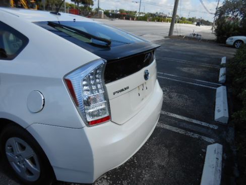 Used 2011 Toyota Prius Two FWD image 4