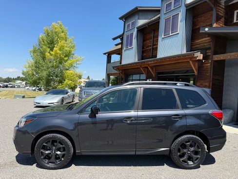 Used 2018 Subaru Forester 2.5i Premium image 2