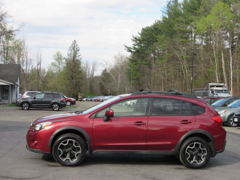 Used 2013 Subaru XV Crosstrek 2.0i Premium image 3