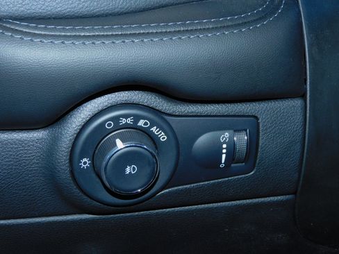 Used 2022 Dodge Durango GT Plus image 27