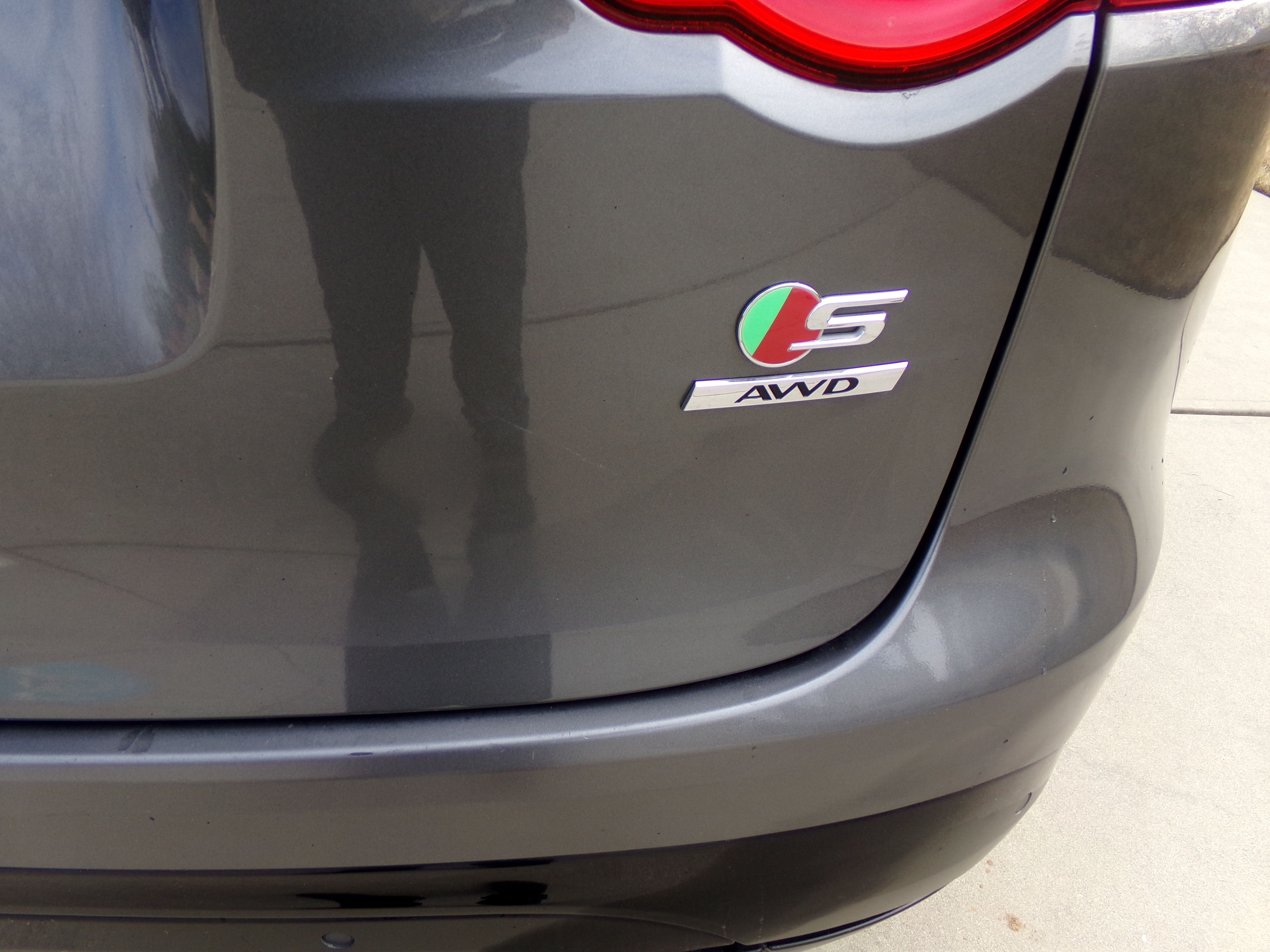 Used 2019 Jaguar F-PACE S AWD/4WD image 19