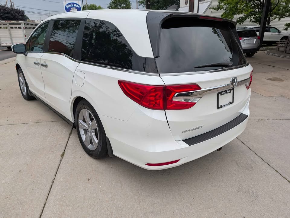 Used 2018 Honda Odyssey EX-L image 5