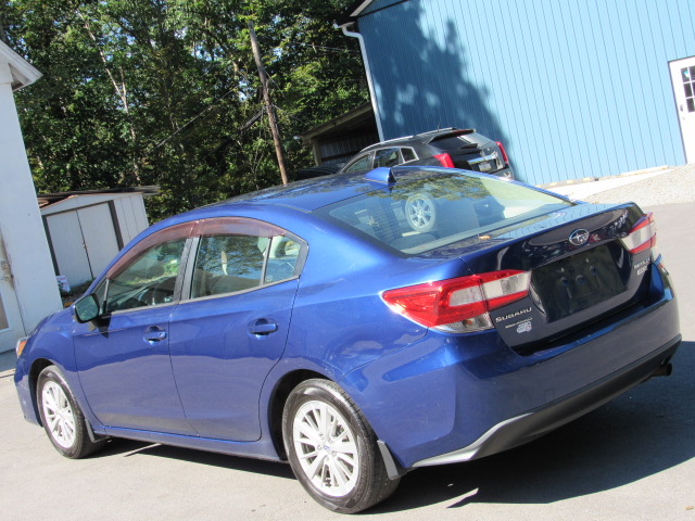 Used 2017 Subaru Impreza 2.0i Premium Sedan AWD/4WD image 21