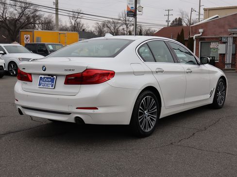Used 2018 BMW 530i xDrive image 8